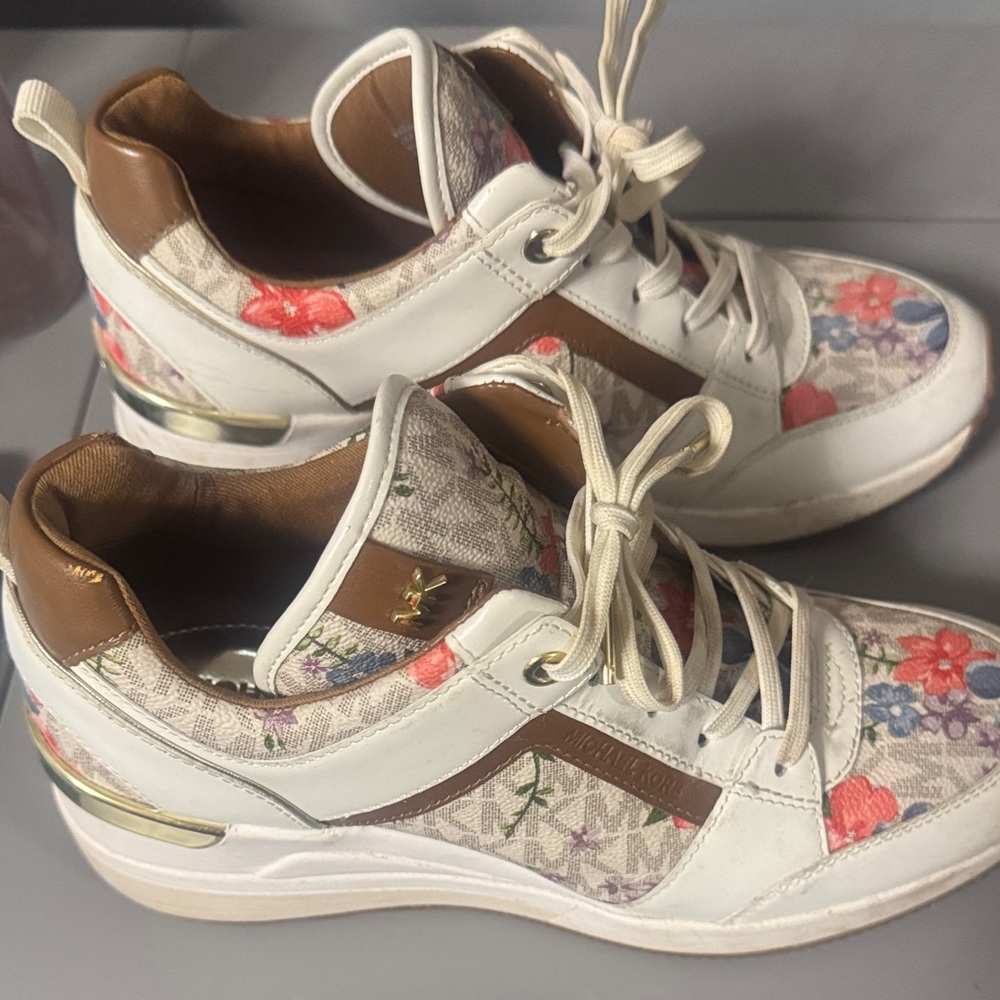 Michael Kors Floral White Sneakers - Picture 4 of 5